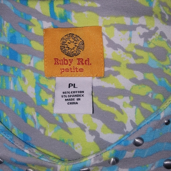 Ruby Rd. Blue and Green Graphic Crop Tee - Picture 2 of 6